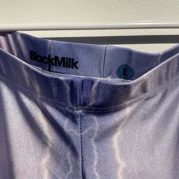 Blackmilk Lighting 2.0 Leggings - Picture 3 of 4